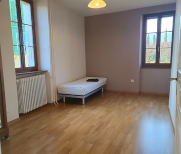 Village house with courtyard and terraces in Bourdigny - Photo 1
