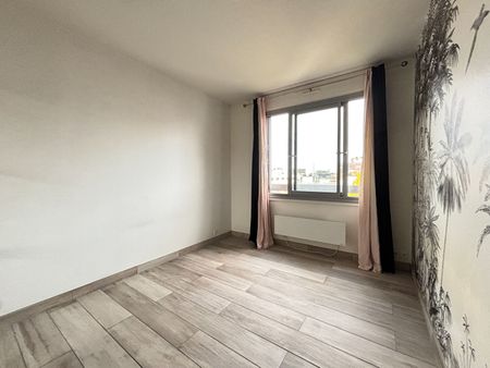 Location Appartement 2 pièces 49m² - Photo 2