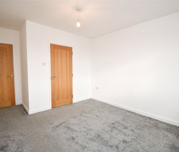 Mount Court, CH60 4RB, Heswall - Photo 6