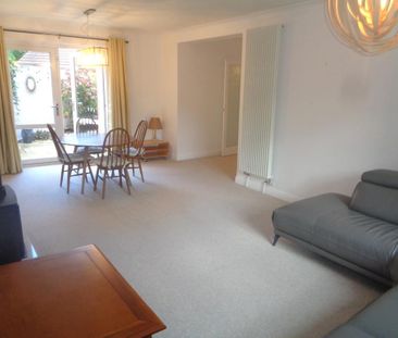 2 bedroom ground floor flat to rent - Photo 4