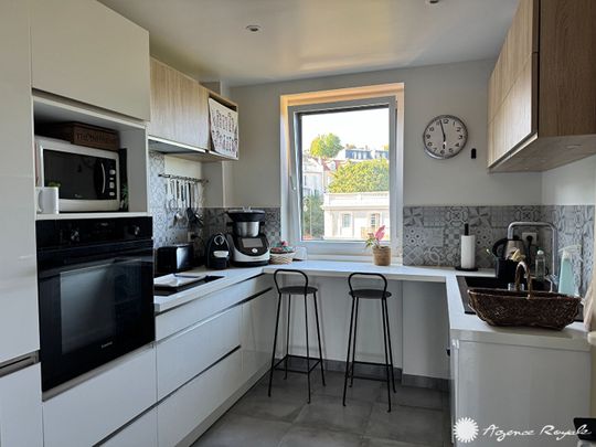 Location Appartement 5 pièces 114m² LE PECQ 78230 - Photo 1