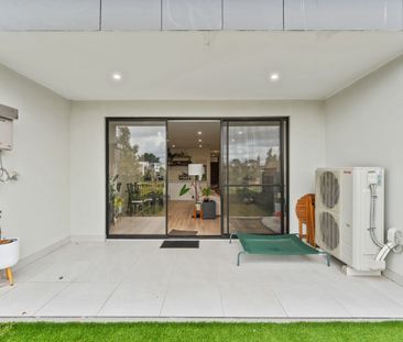 Stunning 3-bedroom Home in Great Location - Photo 4