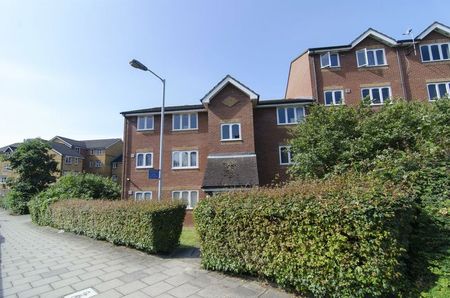 1 Bed Flat, Lewisham, SE8 - Photo 4