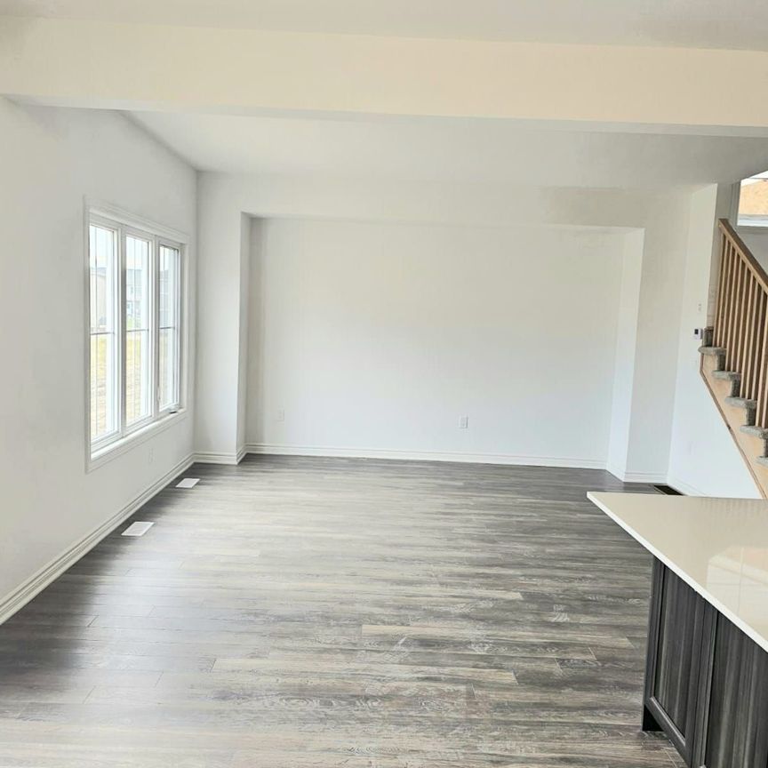 For Lease - 18 Bradden Crescent, Belleville, Ontario - Photo 1