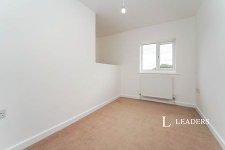 3 bedroom house to rent Frithwood Park, Brownshill, Stroud, Gloucestershire, GL6 - Photo 4