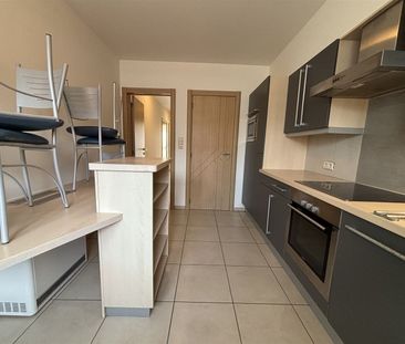 Duplex met 2 slaapkamers & 2 extra zolderkamers - Photo 1