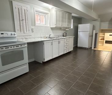 For Lease - 467 Fendalton Street, Mississauga, Ontario - Photo 4