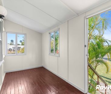Charming Queenslander in a Prime Location - Photo 2
