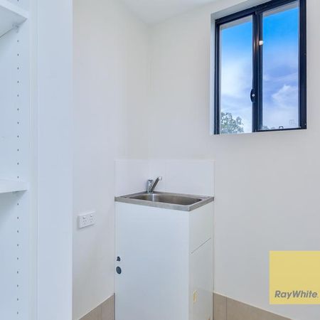 $820 per week / $3,280 Bond - Photo 5