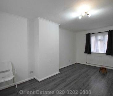 Price £2,400 pcm - Available 02/02/2026 - Unfurnished - Photo 2