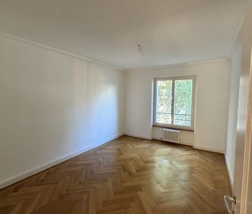 Bel appartement de 5 pièces au 2ème étage. - Photo 3