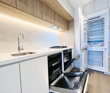 4809D/648 Lonsdale Street - Photo 2