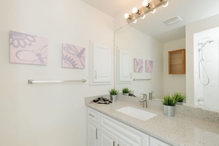 For Lease - 57 Gypsy Roseway N/A, Toronto, Ontario - Photo 3
