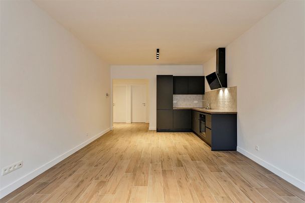 Mooi, gelijkvloers 2 slaapkamer appartement - Foto 1