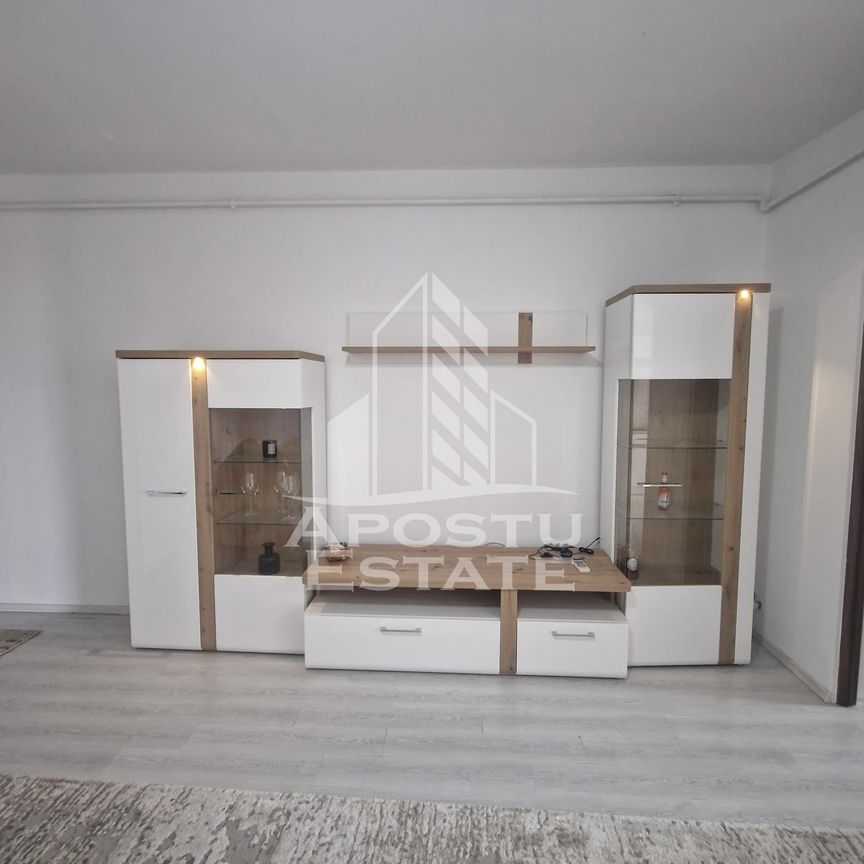 Apartament cu 2 camere, judetul Timis, Giroc, Centrala Proprie - Photo 1