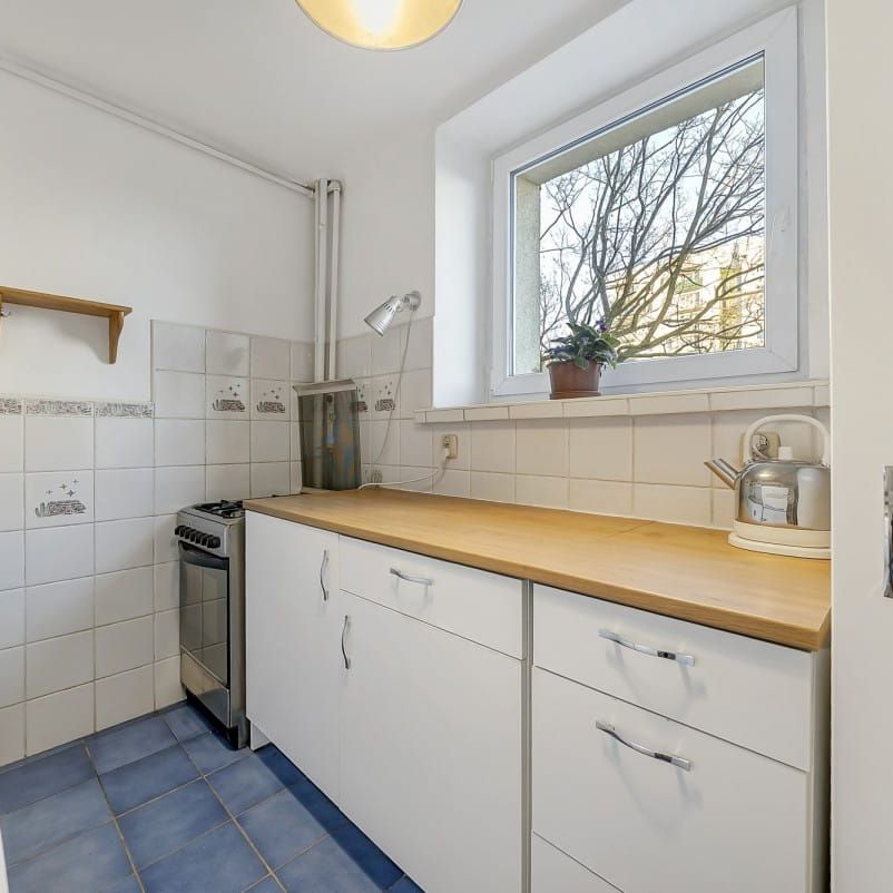 Nieduże mieszkanie dla pary, ul. REJTANA 33.24 m² - Photo 1