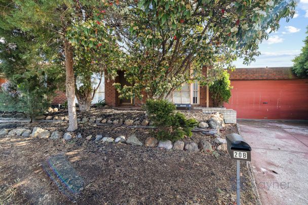 Classic 3 bedroom home, located in Darley - Photo 1