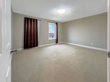 For Lease - 36 Affinity Private, Barrhaven, Ontario - Photo 4