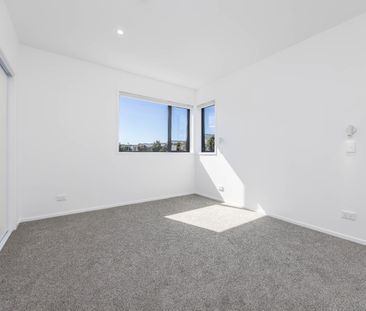 206/24 Peihana Road Hobsonville - Photo 2