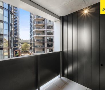 The Wow factor At Wova - Photo 1