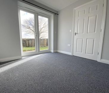3 bedroom semi-detached house to rent - Photo 5