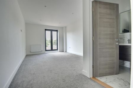 Lombardy House, Governors Walk - Photo 5