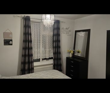 Room in a Shared House, Elgar Gardens, NG3 - Photo 6
