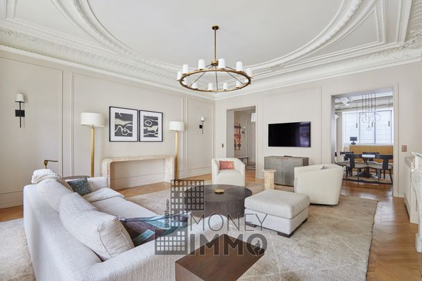 Tout savoir sur cet appartement dans le quartier Triangle d'Or, à Paris 8ème - Photo 1