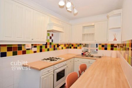 1 bedroom flat to rent - Photo 4