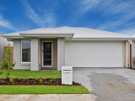 35 Napier Crescent, Banya - Photo 1