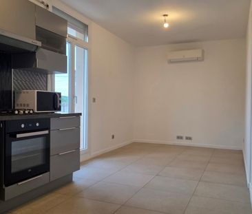 Location Appartement 3 pièces 47m² GRASSE 06130 - Photo 3