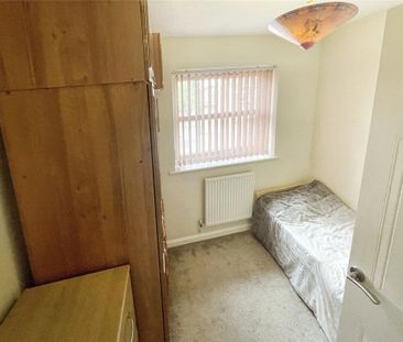 4 bedroom detached house to rent - Photo 6