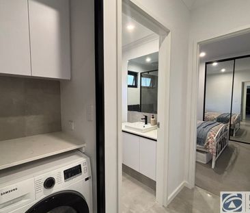 Stylish & Modern Apartment HOME OPEN WEDNESDAY 10 DECEMBER AT 10.30... - Photo 2