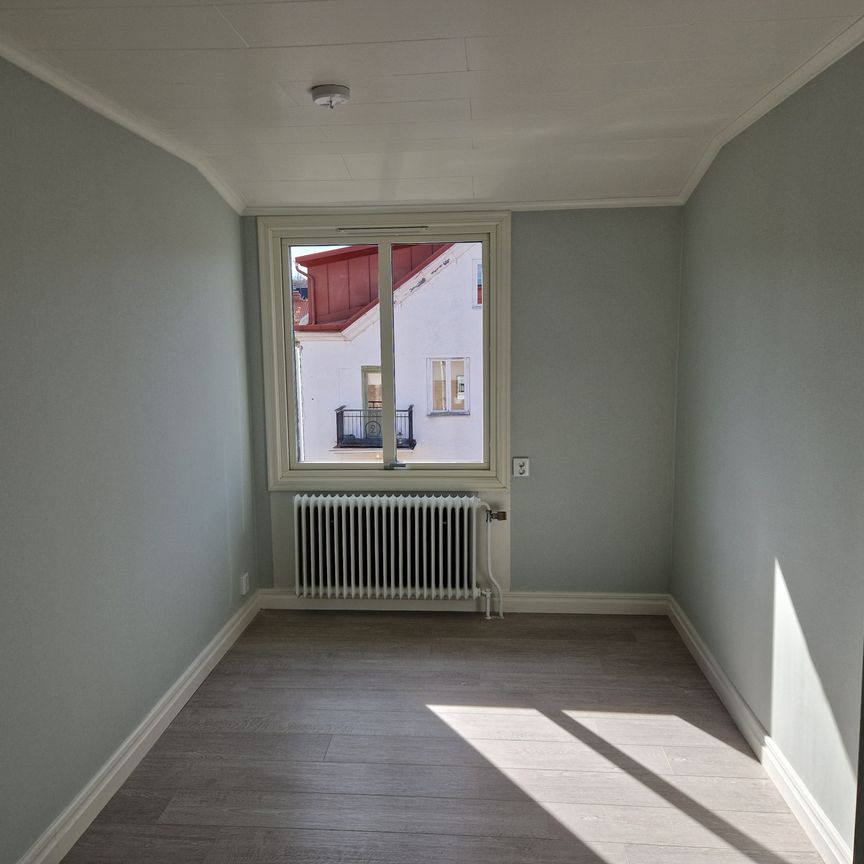 Sveagatan 12 - Foto 1