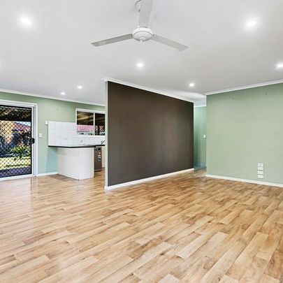 MINUITES TO BEACH, BOAT RAMPS & SCHOOLS - Photo 1