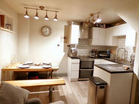 1 bedroom flat to rent - Photo 4