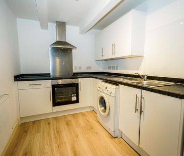 3 bedroom apartment to rent - Photo 2