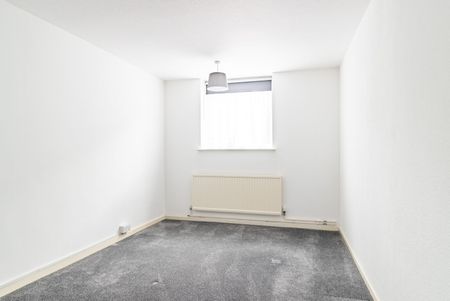 Available unfurnished from 09/01/2026 - Photo 4