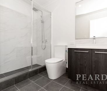 Near New!!! Secure Property - Photo 6