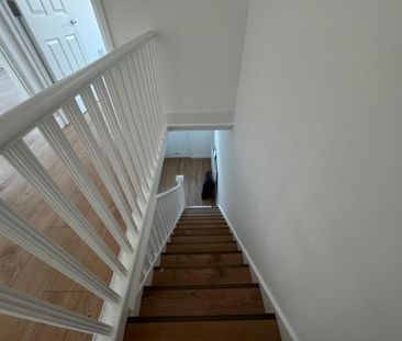 4 bedroom terraced house to rent - Photo 3