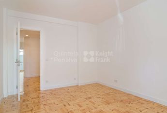 Apartamento T1+1 em Lisboa