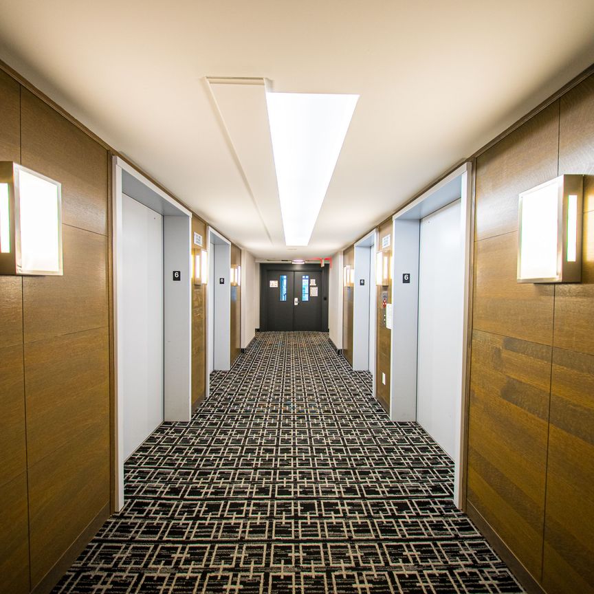 For Lease - 223 Webb Drive Unit# 604, Mississauga, Ontario - Photo 1