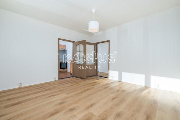 Pronájem bytu 2+1 47 m² - Photo 1