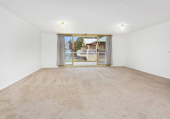 Seaside Manor - just a stones throw to Surf Beach! - Photo 1