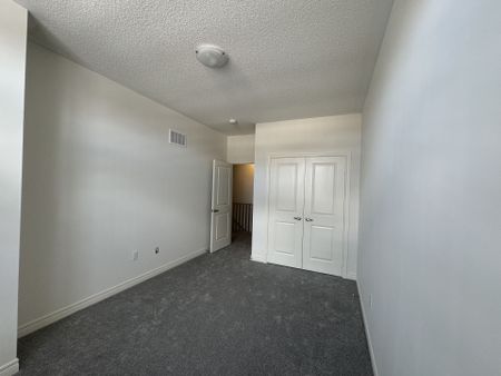 For Lease - 45 Gledhill Crescent, Cambridge, Ontario - Photo 3