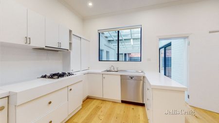 2 Vail Street, Prahran - Photo 5