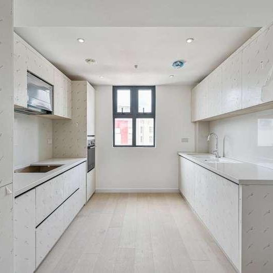 Lewisham High Street, Lewisham, SE13 - Photo 1