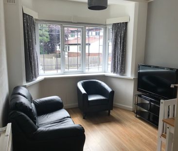 Weoley Court - Photo 1