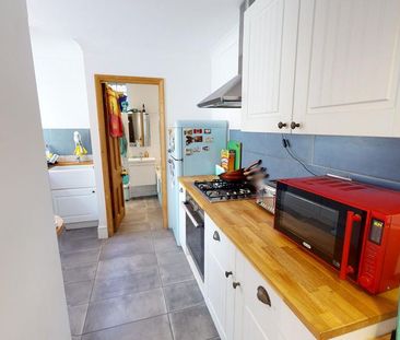 1 bedroom flat to rent - Photo 6