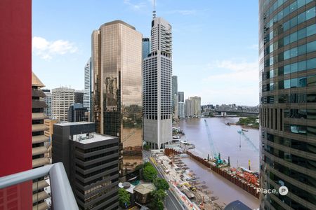 Executive CBD Living with Breathtaking Outlooks! - Photo 5